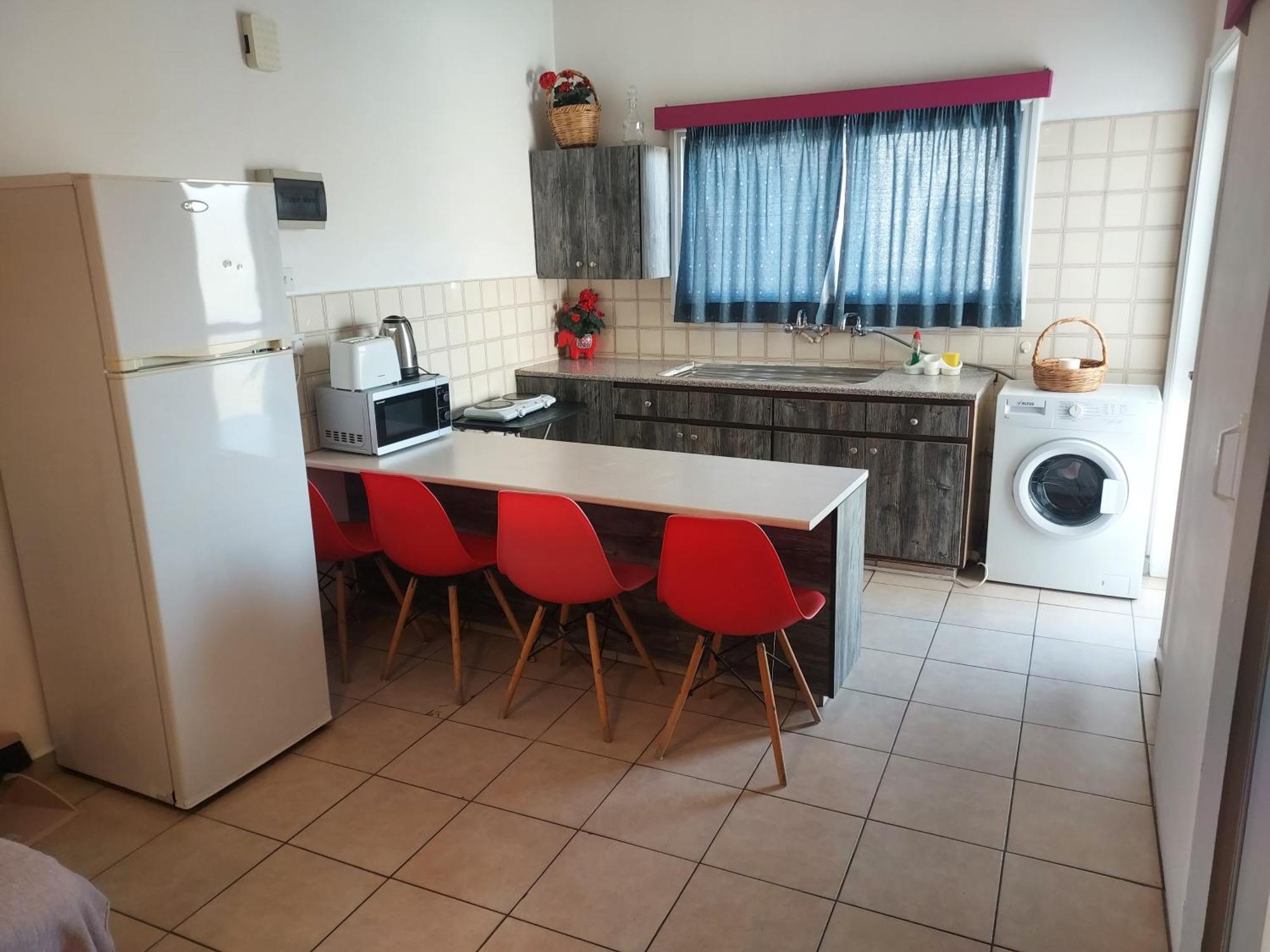 Sea Apartments Ларнака Екстериор снимка
