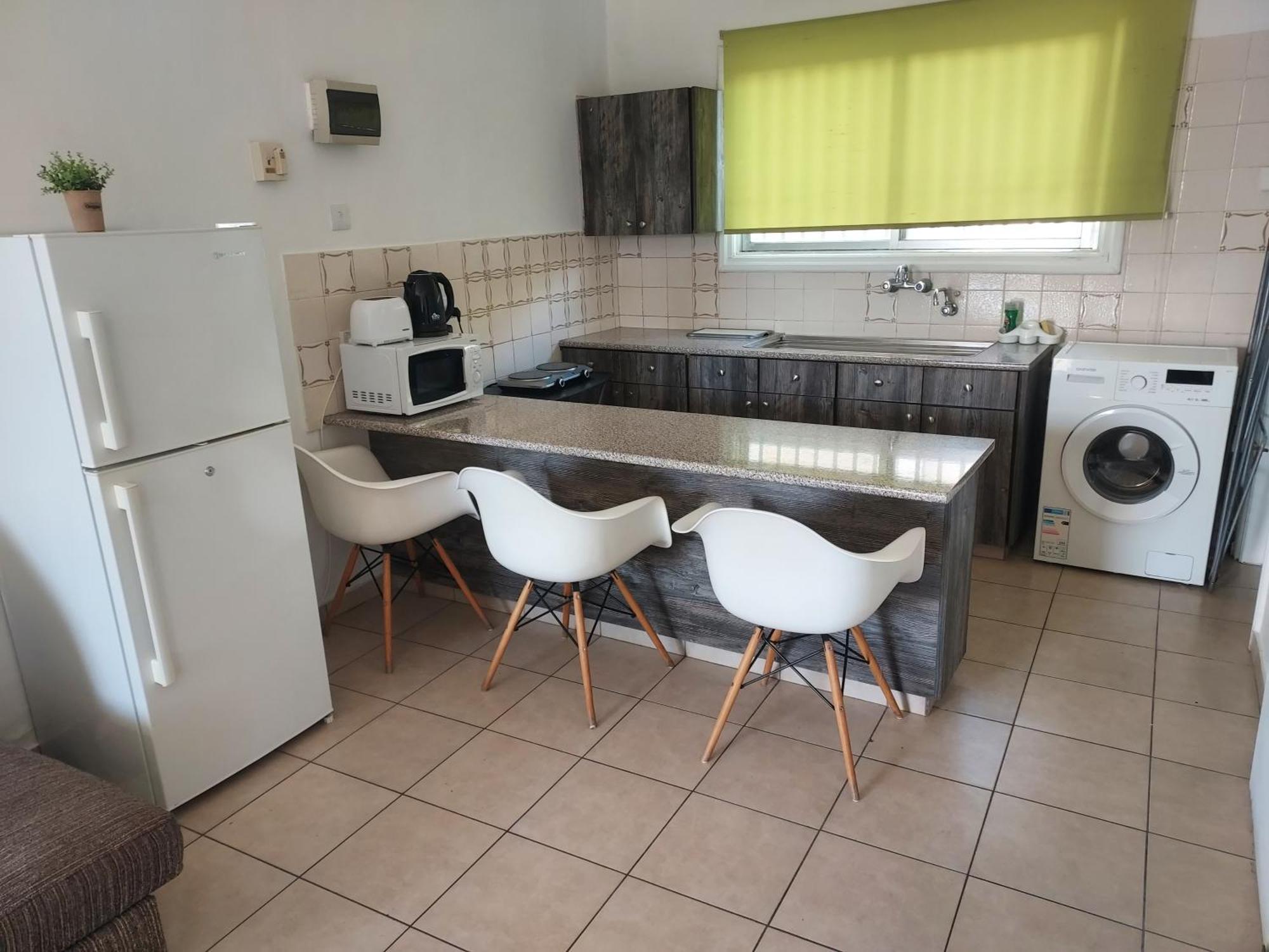 Sea Apartments Ларнака Екстериор снимка